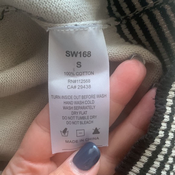 MISS ME Embellished Sweater Vest - Picture 4 of 6